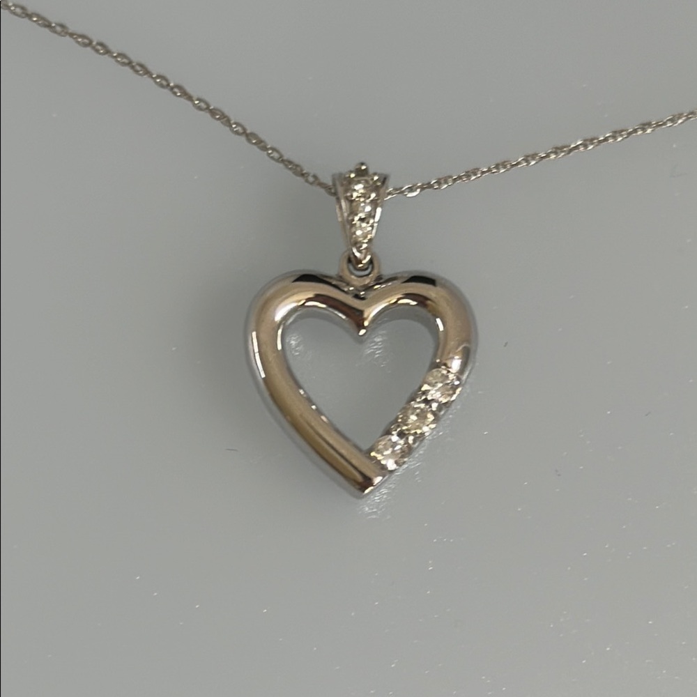 Diamonds 14k real solid gold Heart Necklace